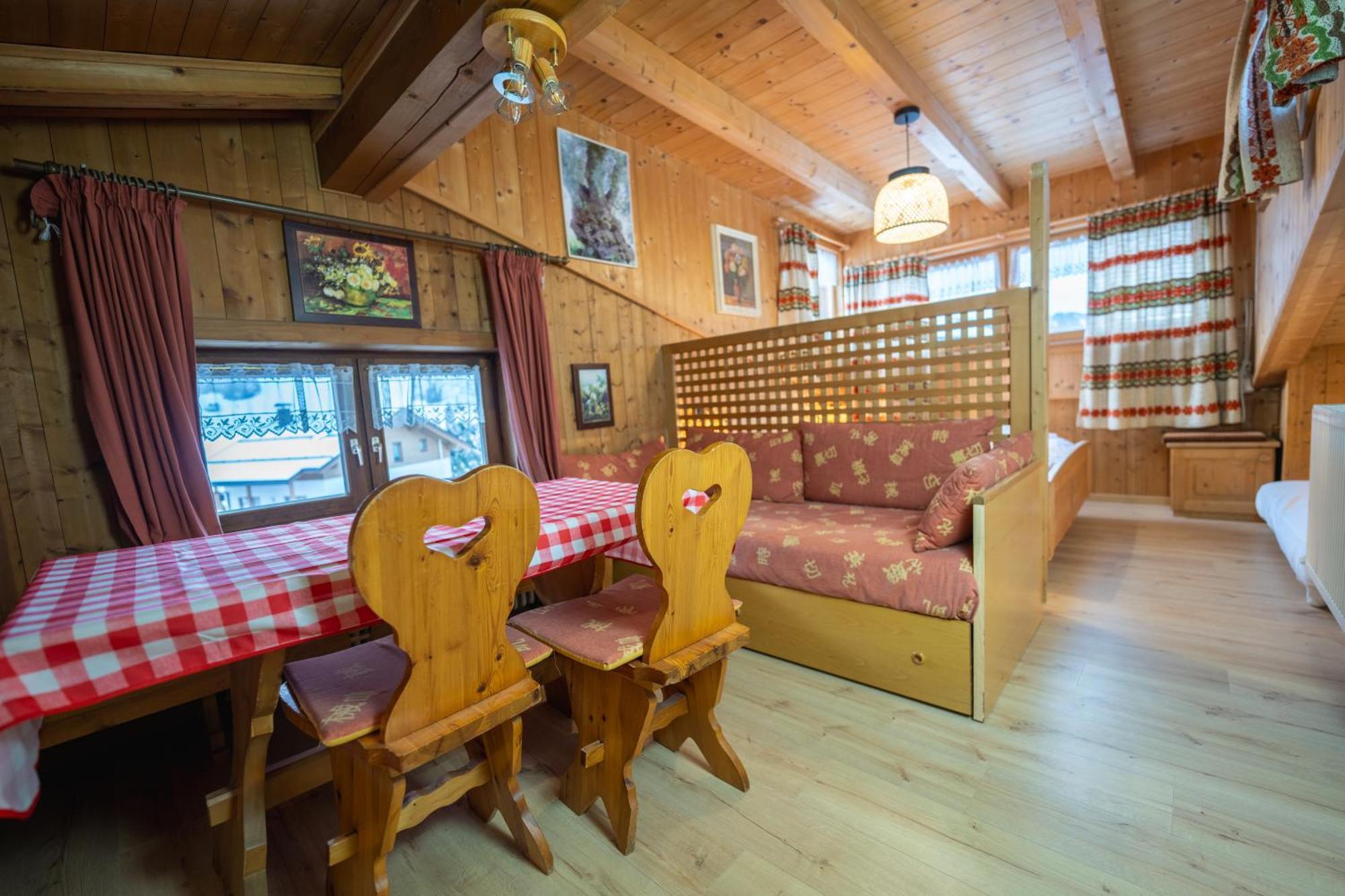 Apartmán Ciasa Cianins San Vigilio Di Marebbe Exteriér fotografie