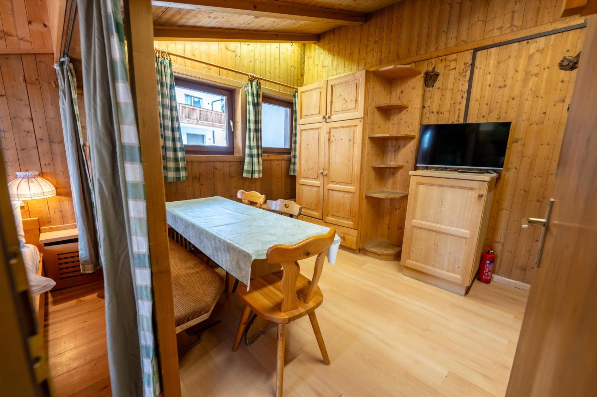 Apartmán Ciasa Cianins San Vigilio Di Marebbe Exteriér fotografie